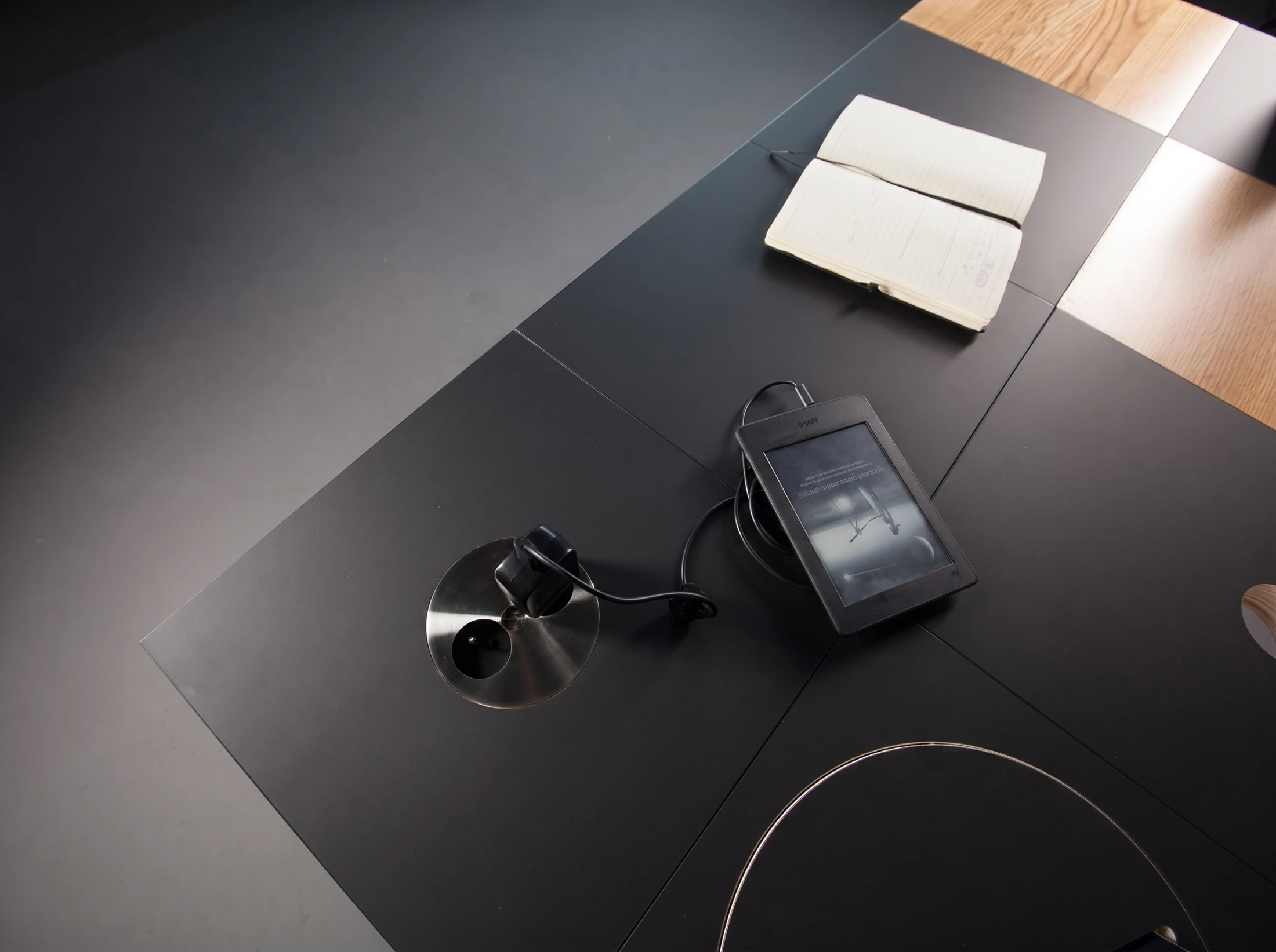 Power where you work · Twist sockets